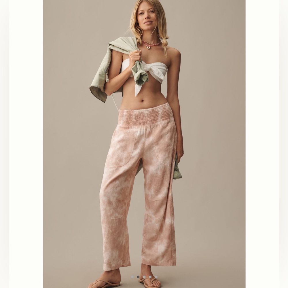 ❌Sold - Pilcro Reese Smocked Barrel Pull-On Pants Tie-Dye Anthropologie - Picture 5 of 14